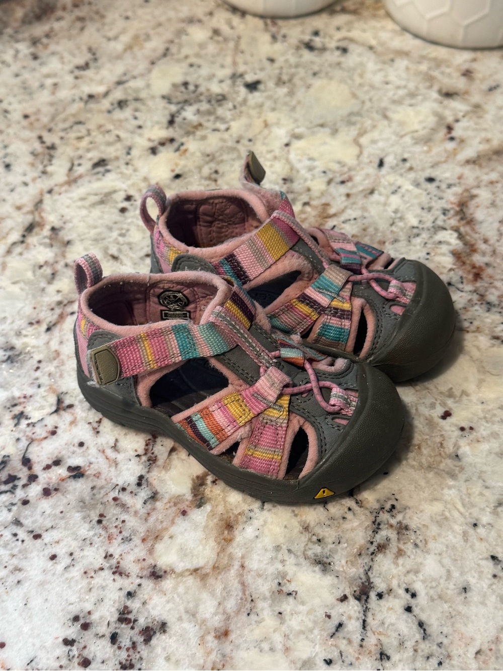 KEEN Kids Venice H2 Water Sandals Lilac Raya Rainbow Straps Toddler Size 6